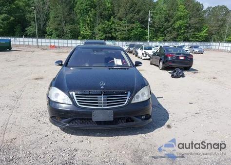 2009 Mercedes-Benz S 550 from USA, damaged, VIN WDDNG71X79A239029